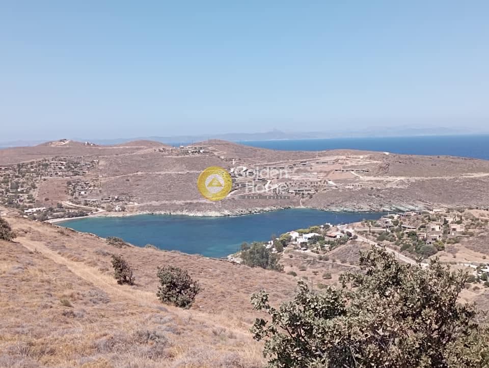 Parcel in Otzias, Kea — Photo 2 of 2