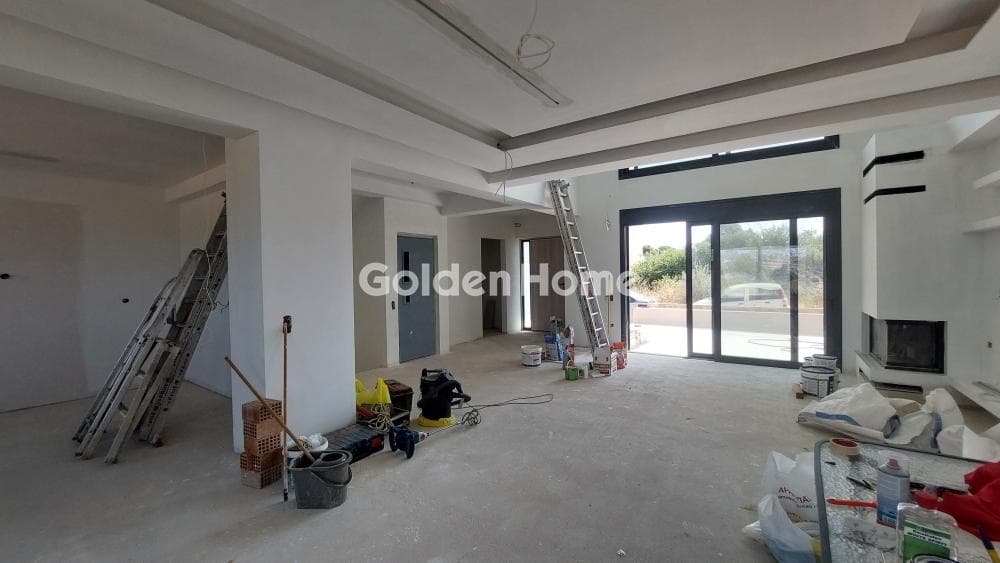 House in Oikismos Kokkino Limanaki, Rafina — Photo 4 of 29