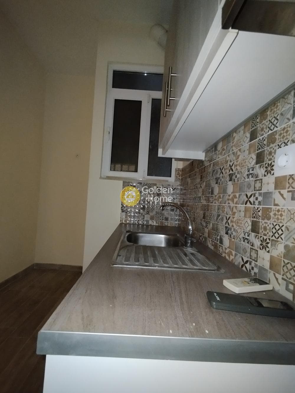 Apartment in Rouf, Tavros — Photo 9 of 32