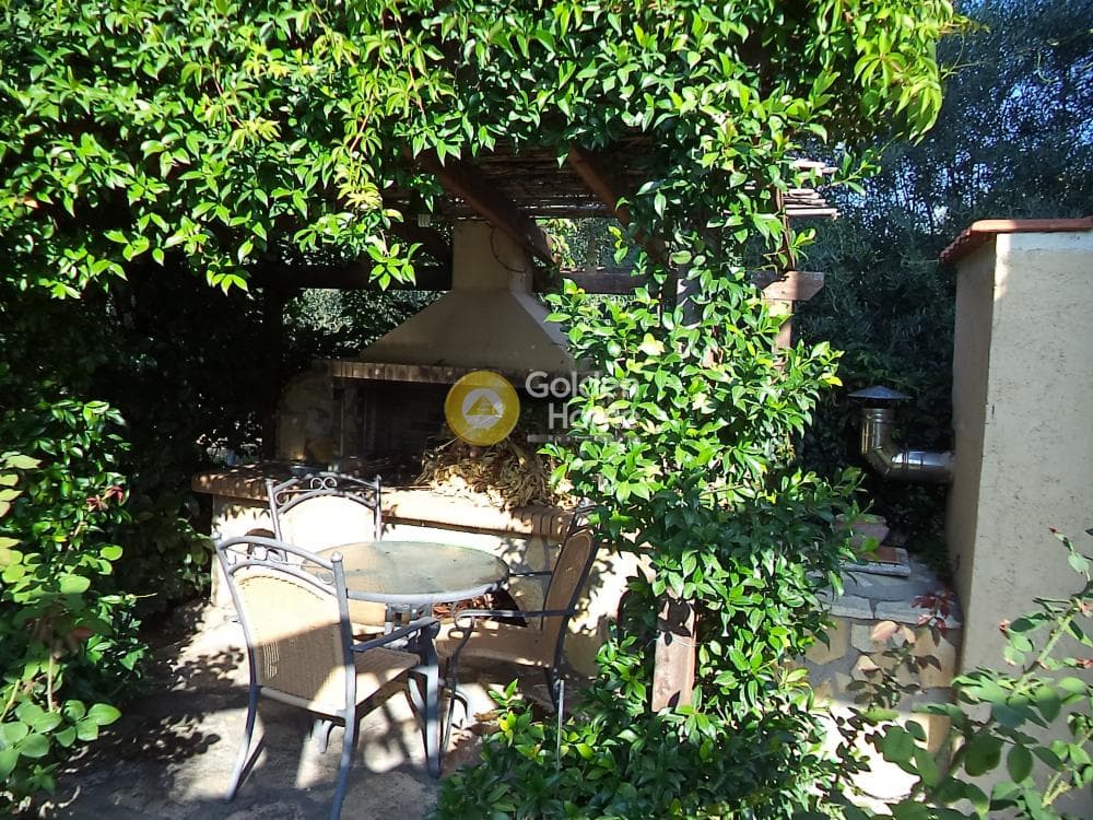 House in Diakofto, Diakopto — Photo 1 of 18