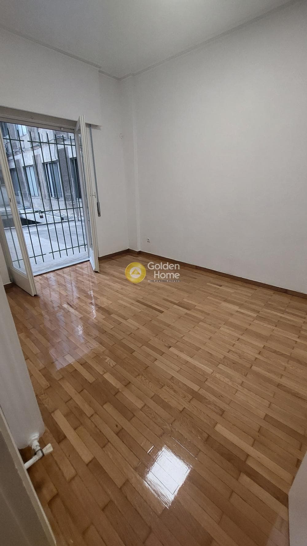 Office in Strofili, Historic Center — Photo 10 of 14