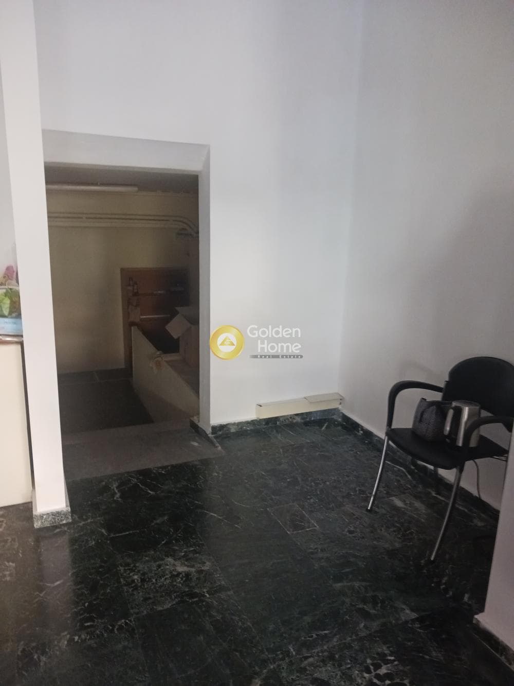 Retail Store in Golf, Glyfada — Photo 2 of 44