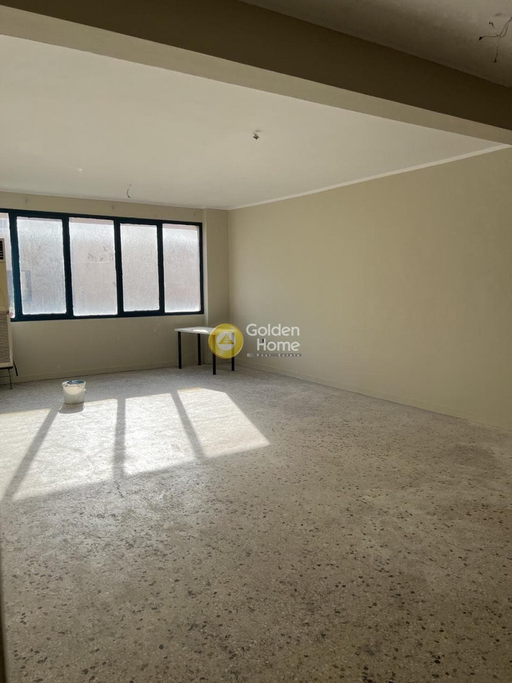 Office in Platia Karitsi, Kentro — Photo 2 of 5