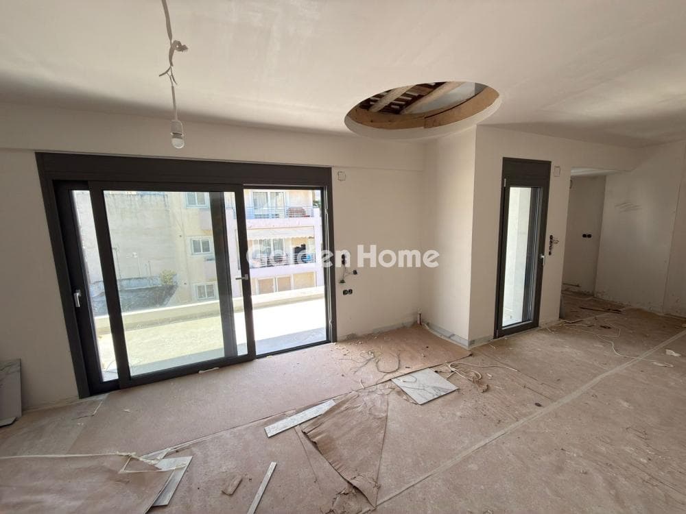 Apartment in Panorama, Dafni — Photo 1 of 4
