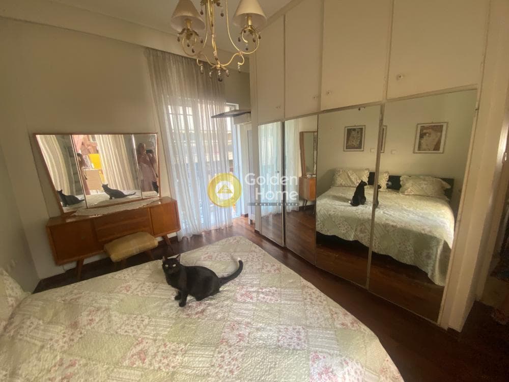Apartment in Agios Ioannis, Neos Kosmos — Photo 1 of 25