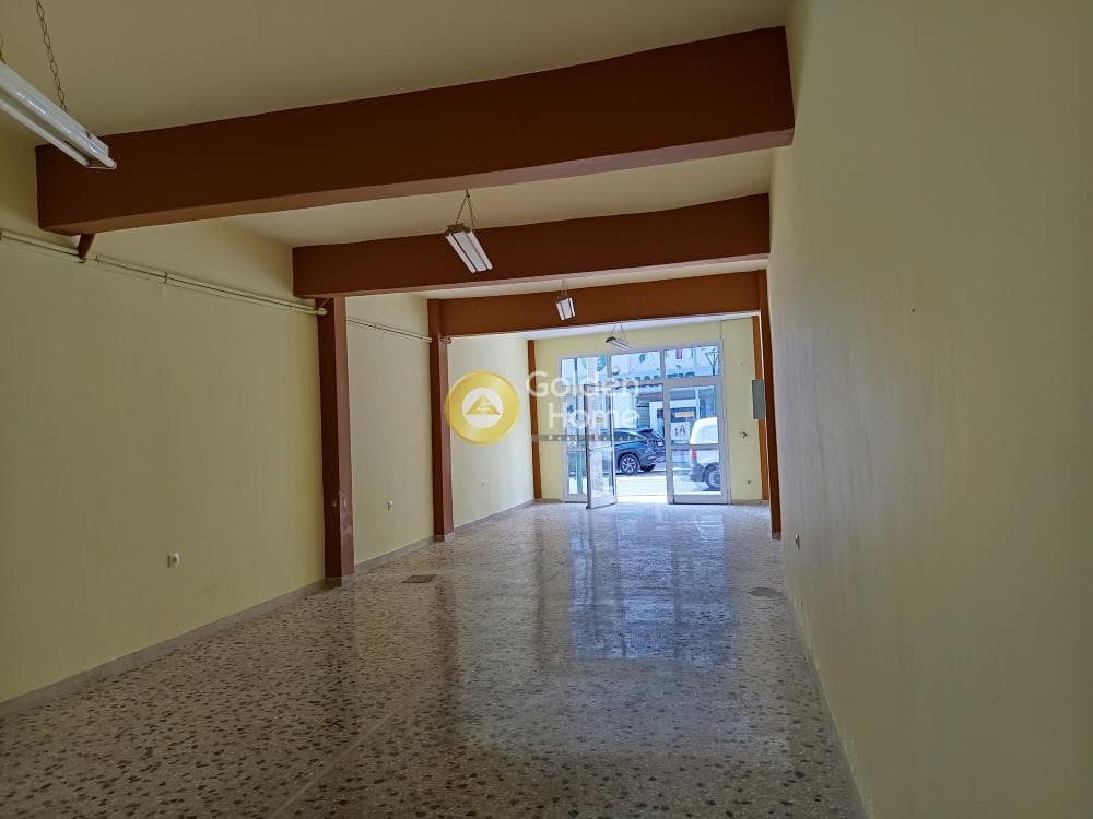 Retail Store in Agios Antonios, Peristeri — Photo 3 of 5