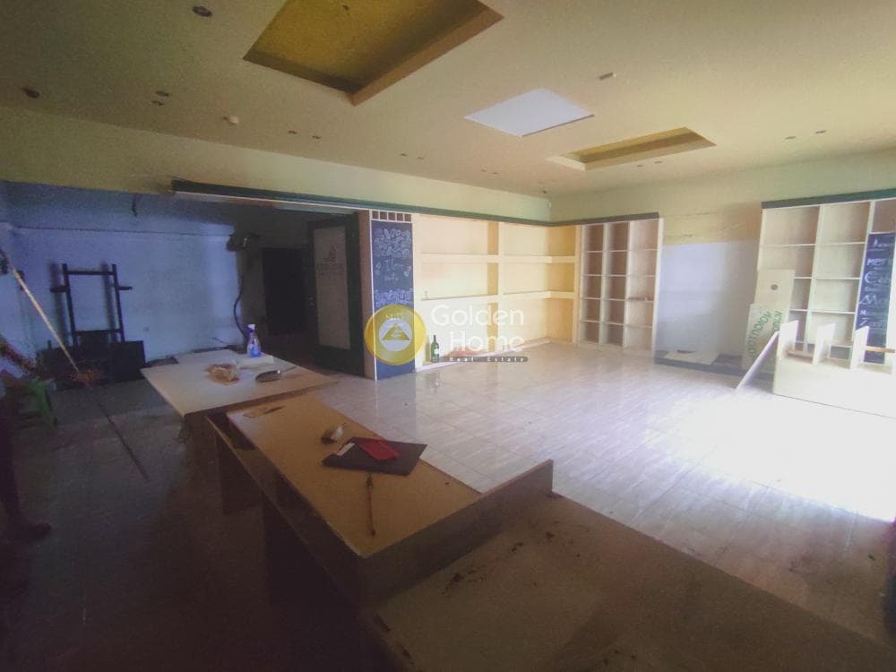 Retail Store in Saframpoli, Nea Ionia — Photo 2 of 10