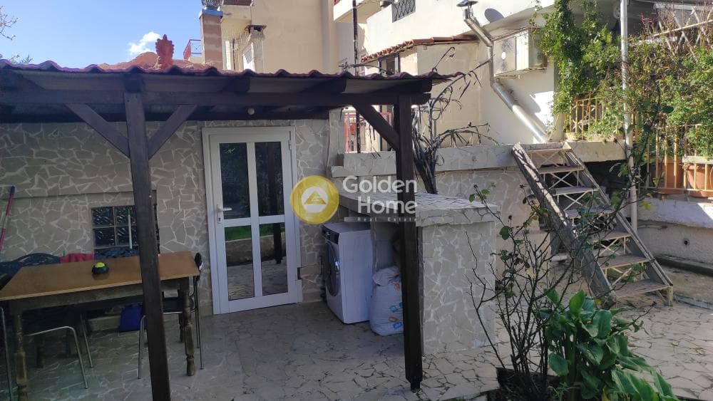 House in Center, Gerakas — Photo 2 of 9