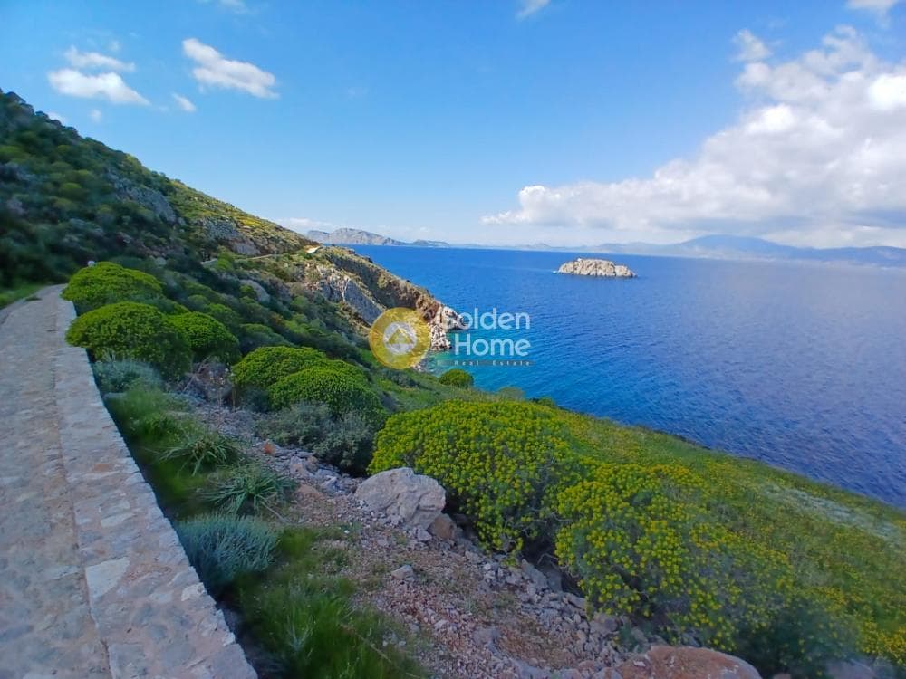 Parcel in Limioniza, Hydra — Photo 3 of 3