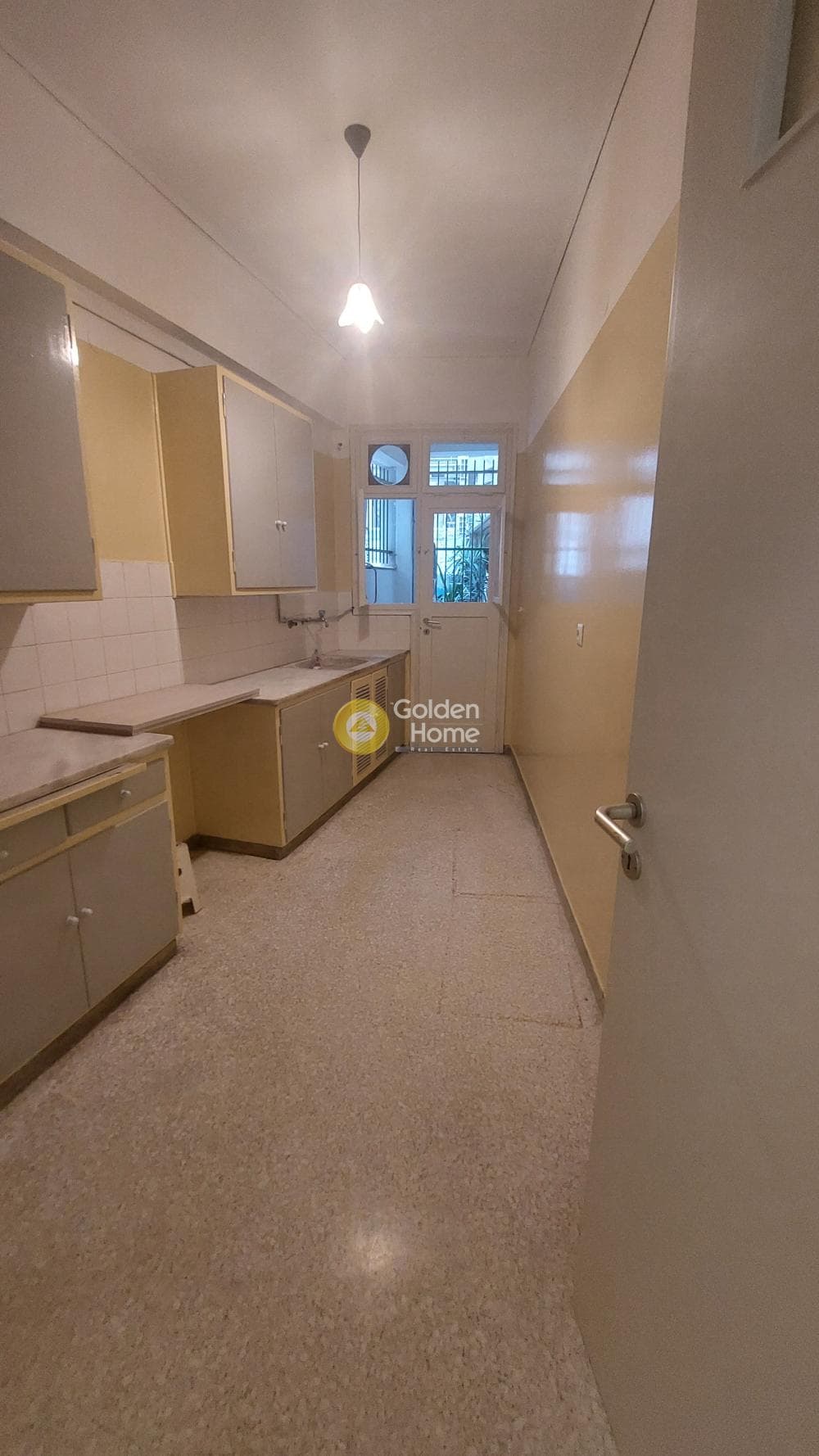 Apartment in Zoni Chondreboriou, Exarchia - Neapoli — Photo 11 of 12