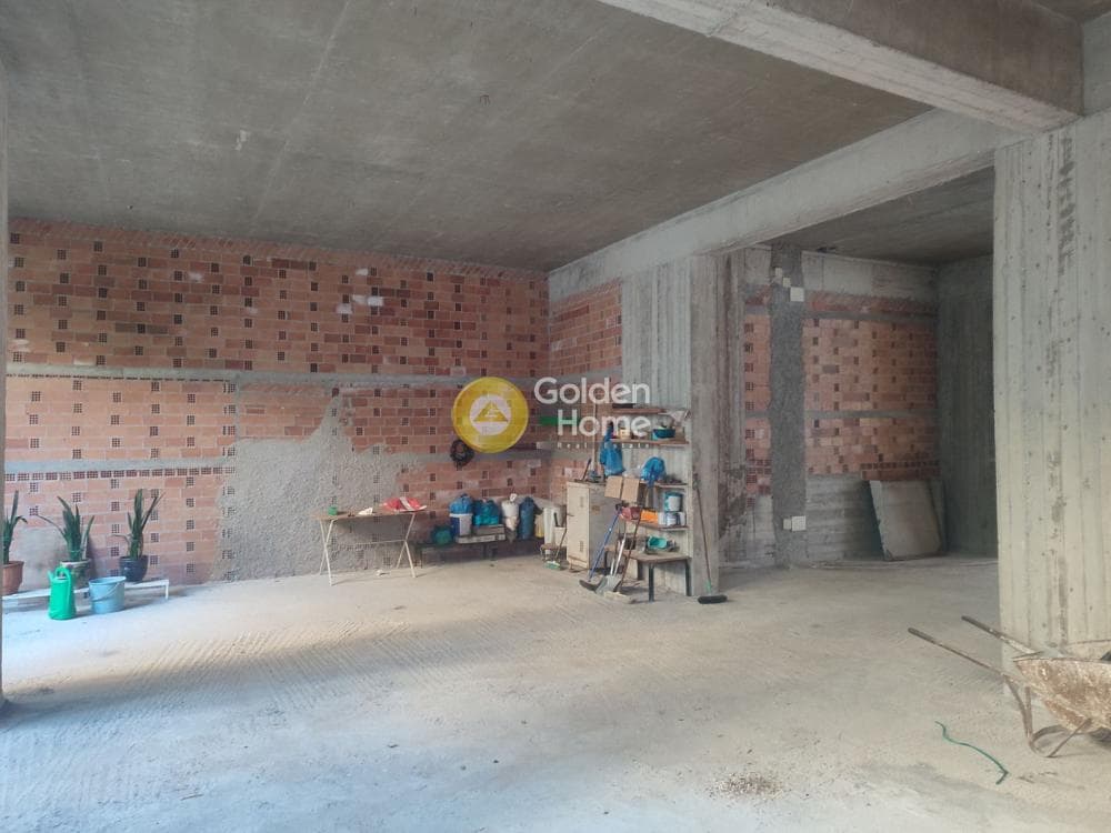 Retail Store in Kantrianika, Patra — Photo 3 of 5
