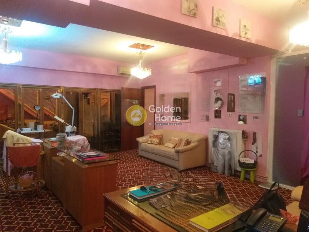Retail Store in Center, Kalamaria — Photo 2 of 9