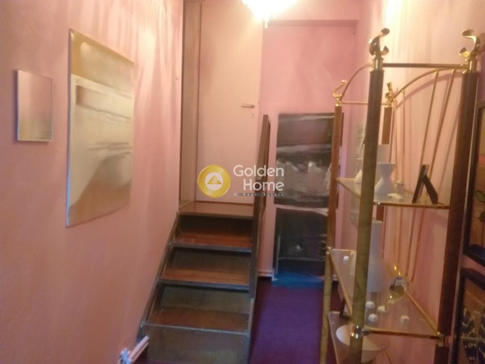 Retail Store in Center, Kalamaria — Photo 8 of 9