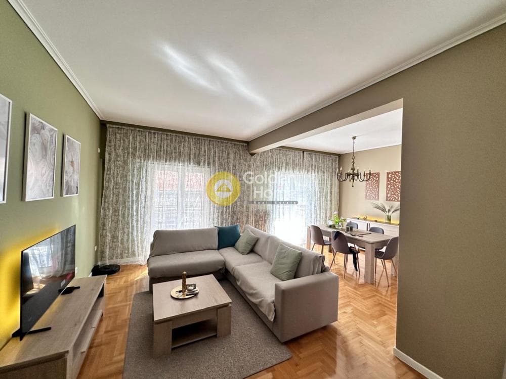 Apartment in Agia Sofia, Neo Psichiko — Photo 1 of 24