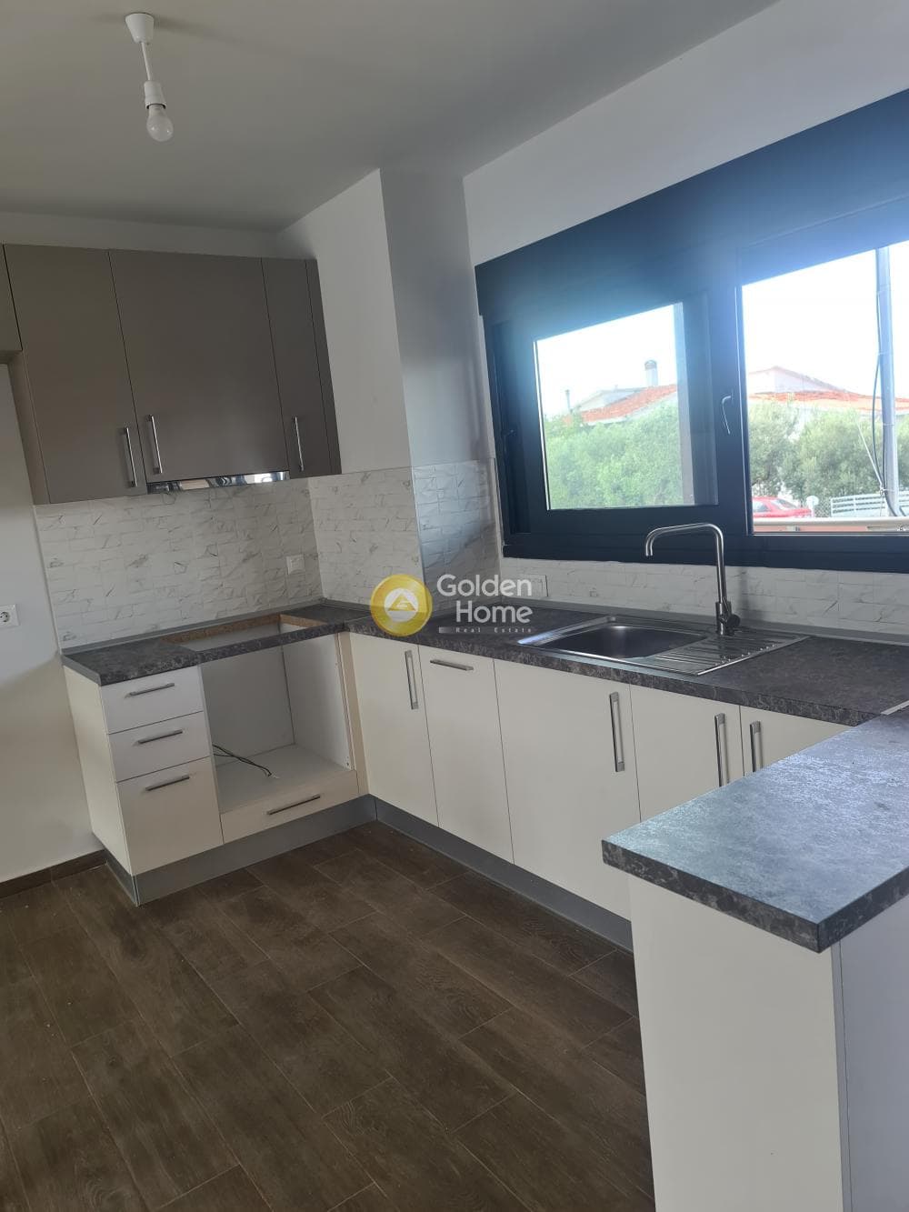 House in Sozopoli, Triglia — Photo 1 of 22