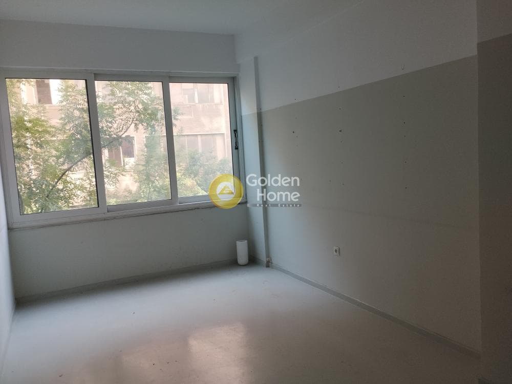 Office in Platia Koumoundourou, Kentro — Photo 4 of 29