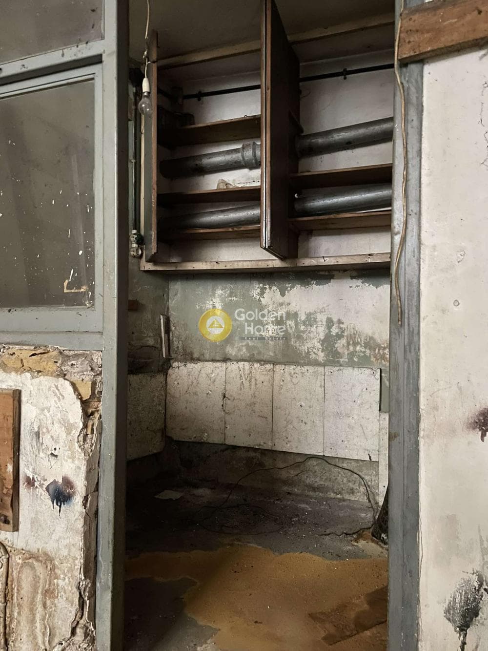 Warehouse in Plateia Koliatsou, Patision - Acharnon — Photo 5 of 10