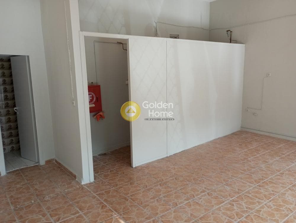 Retail Store in Palatiani, Ilion — Photo 6 of 15
