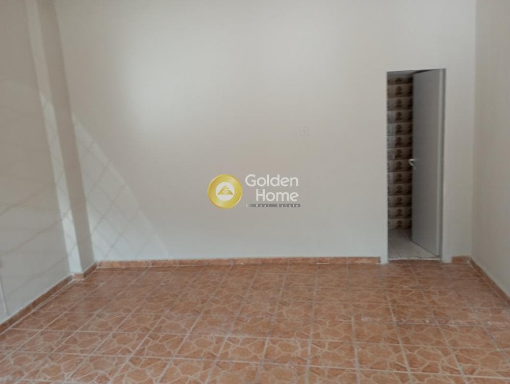 Retail Store in Palatiani, Ilion — Photo 9 of 15