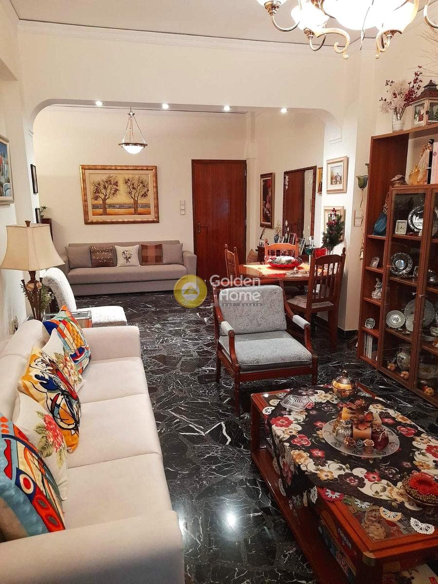 Apartment in Nekrotafeio, Agios Dimitrios — Photo 1 of 22