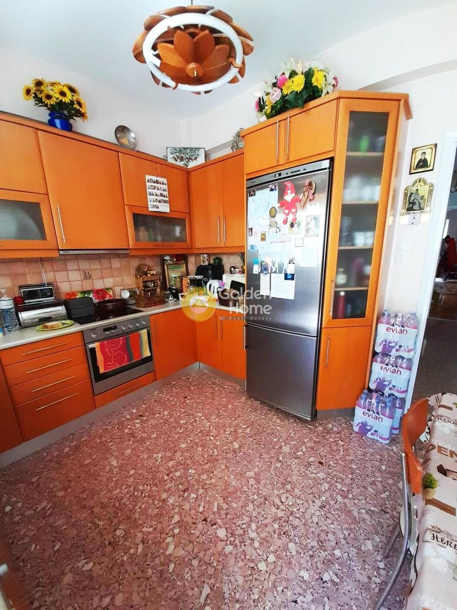 Apartment in Nekrotafeio, Agios Dimitrios — Photo 3 of 22