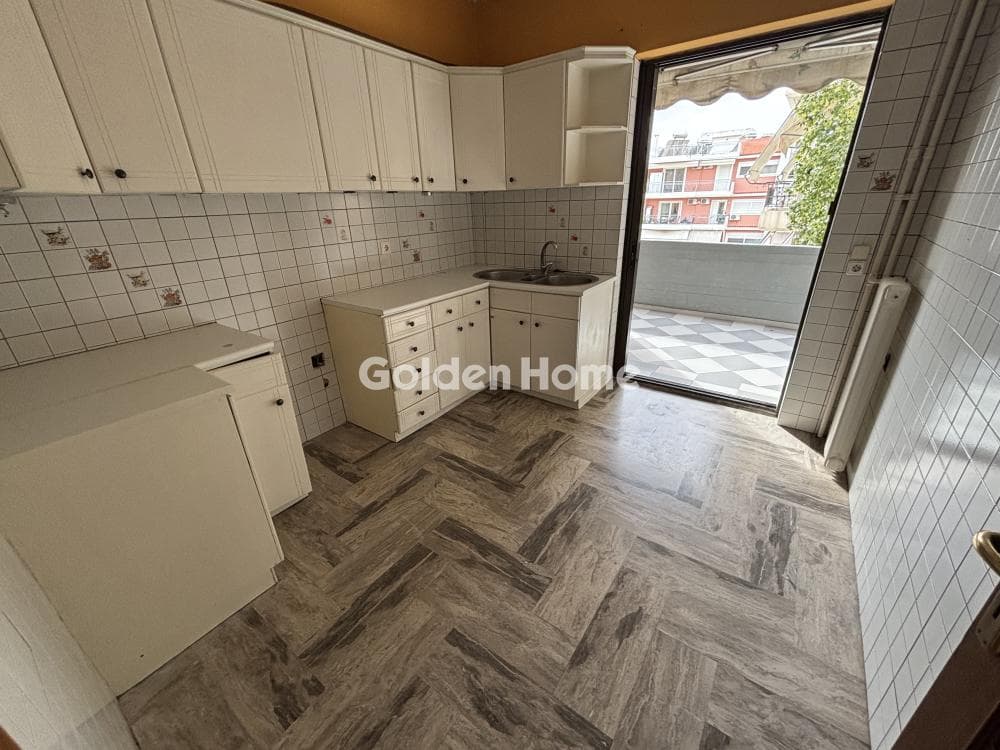 Apartment in Center, Metamorfosi — Photo 7 of 31
