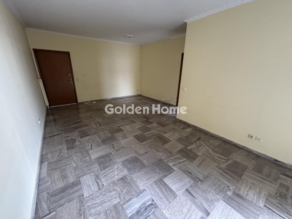 Apartment in Center, Metamorfosi — Photo 3 of 31