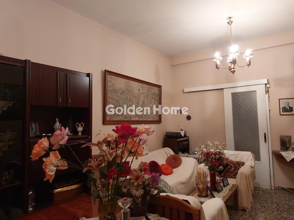 House in Palatiani, Ilion — Photo 2 of 11