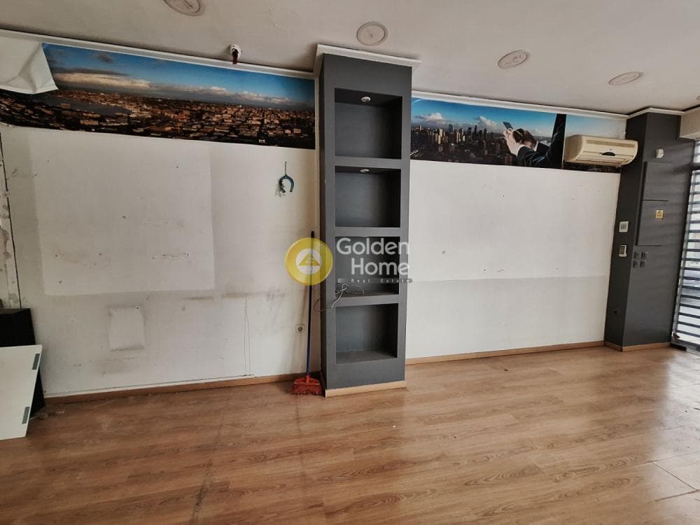 Retail Store in Panepistimioupoli, Kentro — Photo 7 of 7