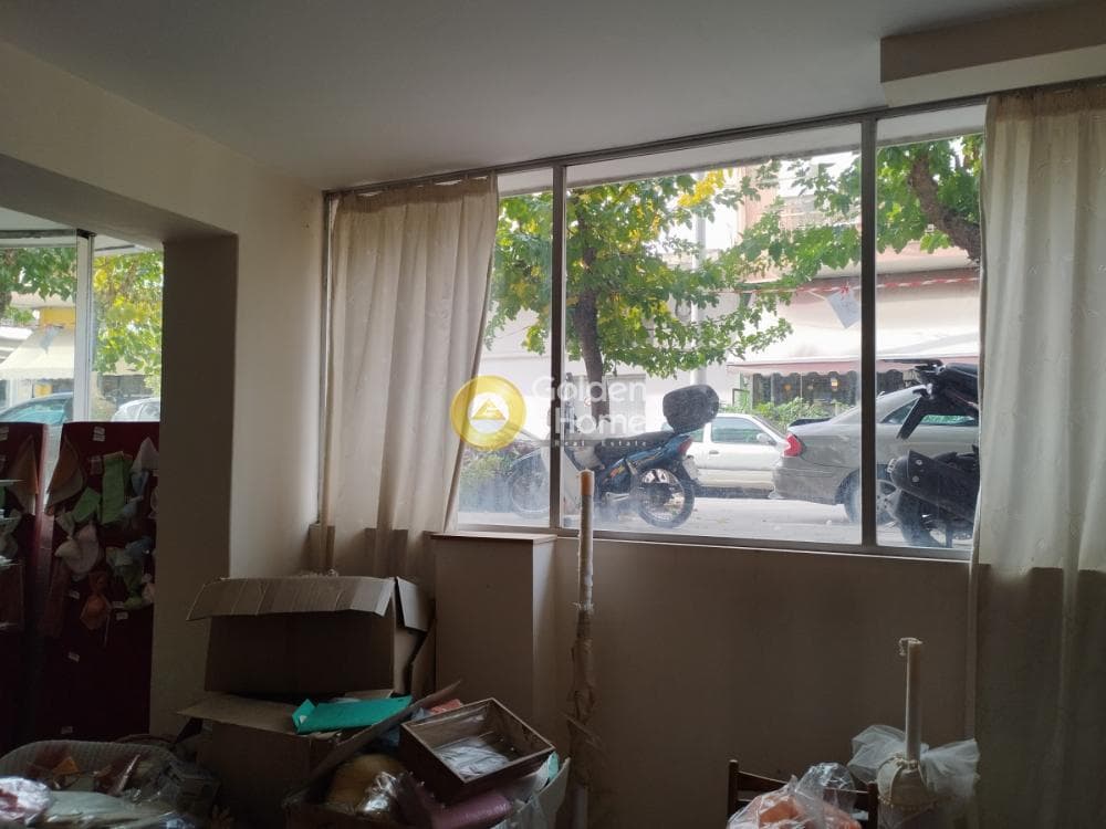 Retail Store in Eleftheroupoli, Nea Ionia — Photo 6 of 7