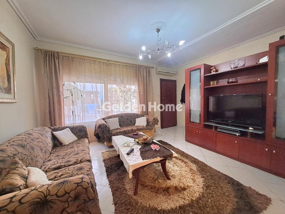 Apartment in Anapiron, Alimos — Photo 1 of 27