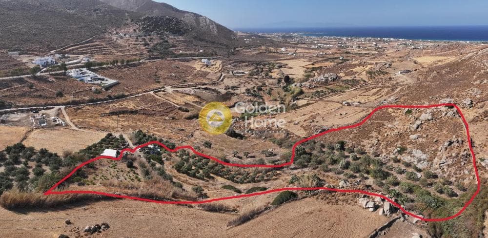 Parcel in Plaka, Naxos — Photo 1 of 3