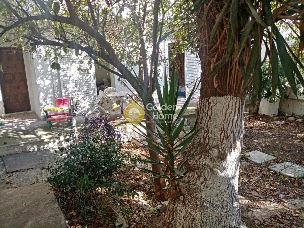 Building Plot in Ano Lofos, Peristeri — Photo 2 of 6