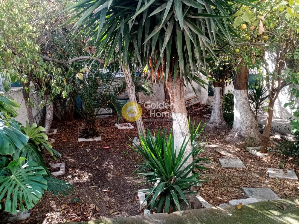 Building Plot in Ano Lofos, Peristeri — Photo 1 of 6