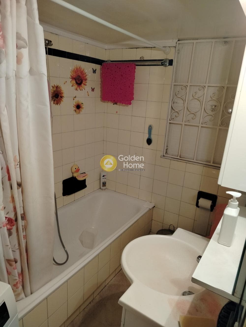 Apartment in Fokionos Negri, Kipseli — Photo 15 of 17