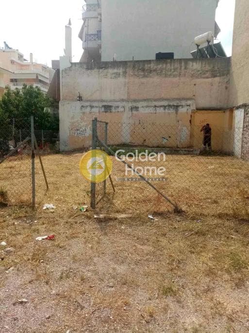 Οικόπεδο στην Αμφιάλη, Κερατσίνι — Φωτογραφία 1 από 3