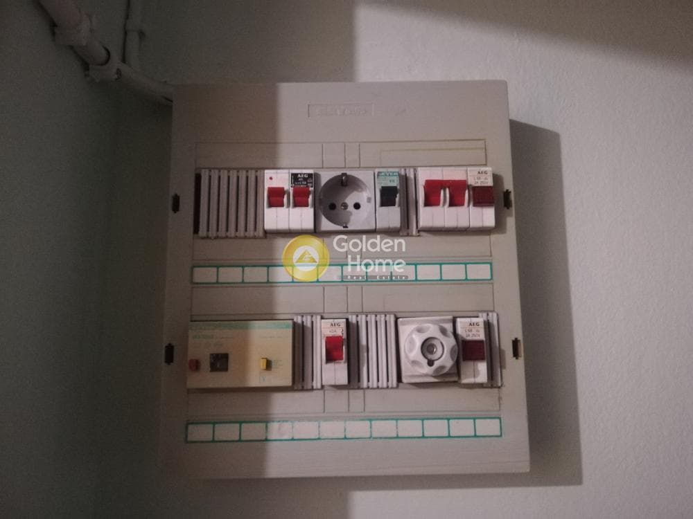Office in Platia Kanigos, Exarchia - Neapoli — Photo 14 of 15