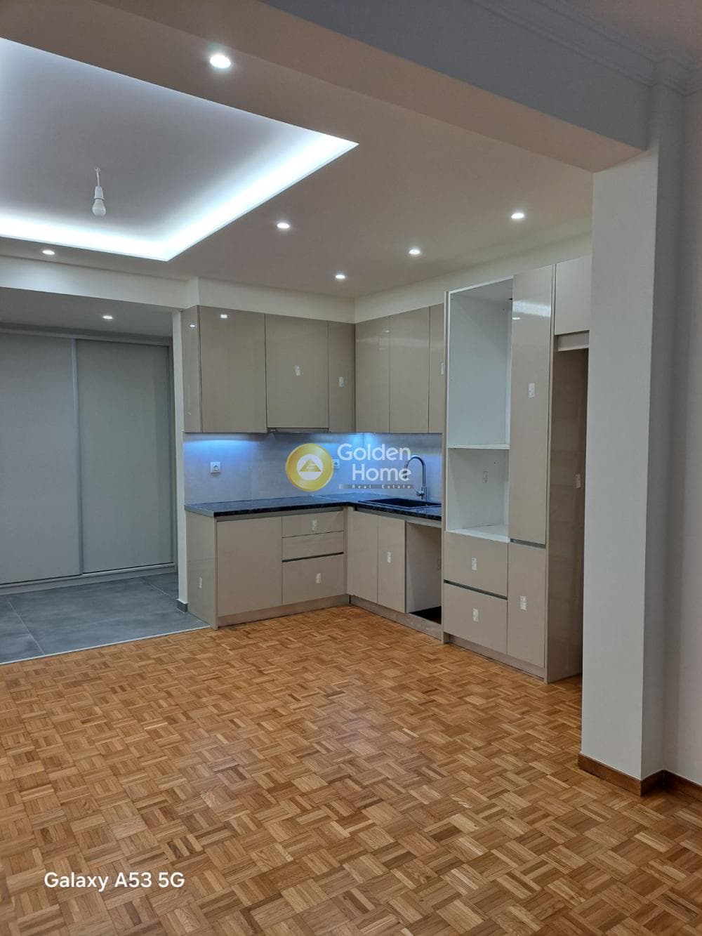 Apartment in Thimarakia, Attiki — Photo 2 of 12