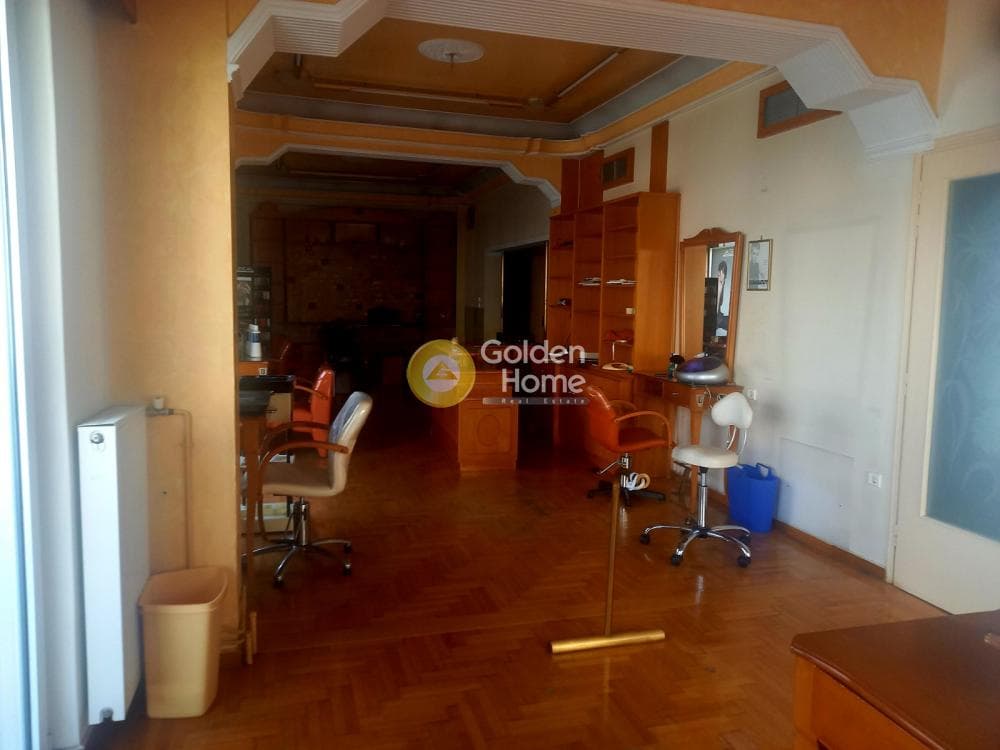 Retail Store in Eleftherias square, Koridallos — Photo 2 of 18