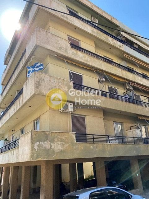 Apartment in Center, Lavrio — Photo 2 of 4