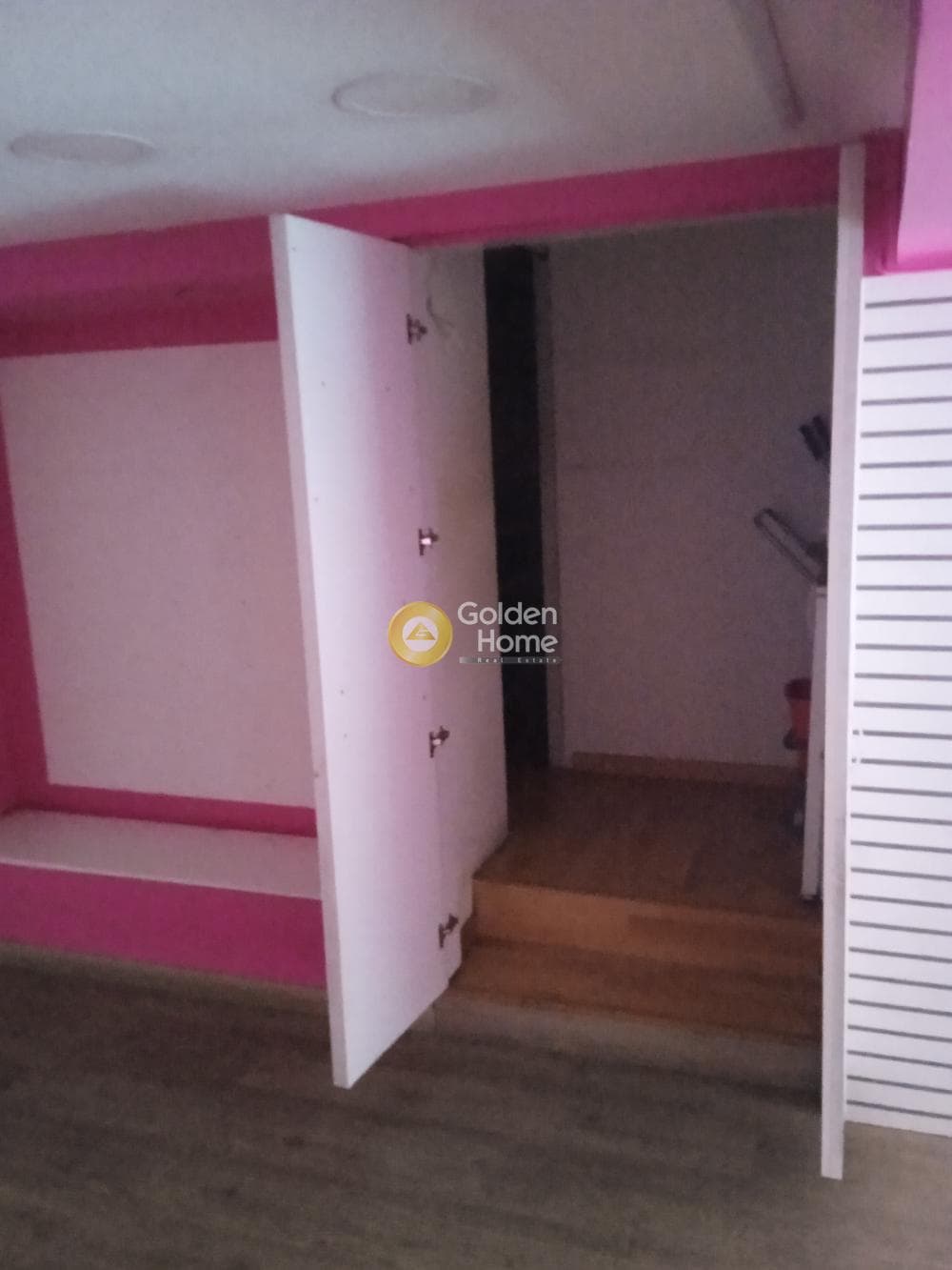 Κατάστημα στην Πλατεία Μέμου, Κορυδαλλός — Φωτογραφία 5 από 9