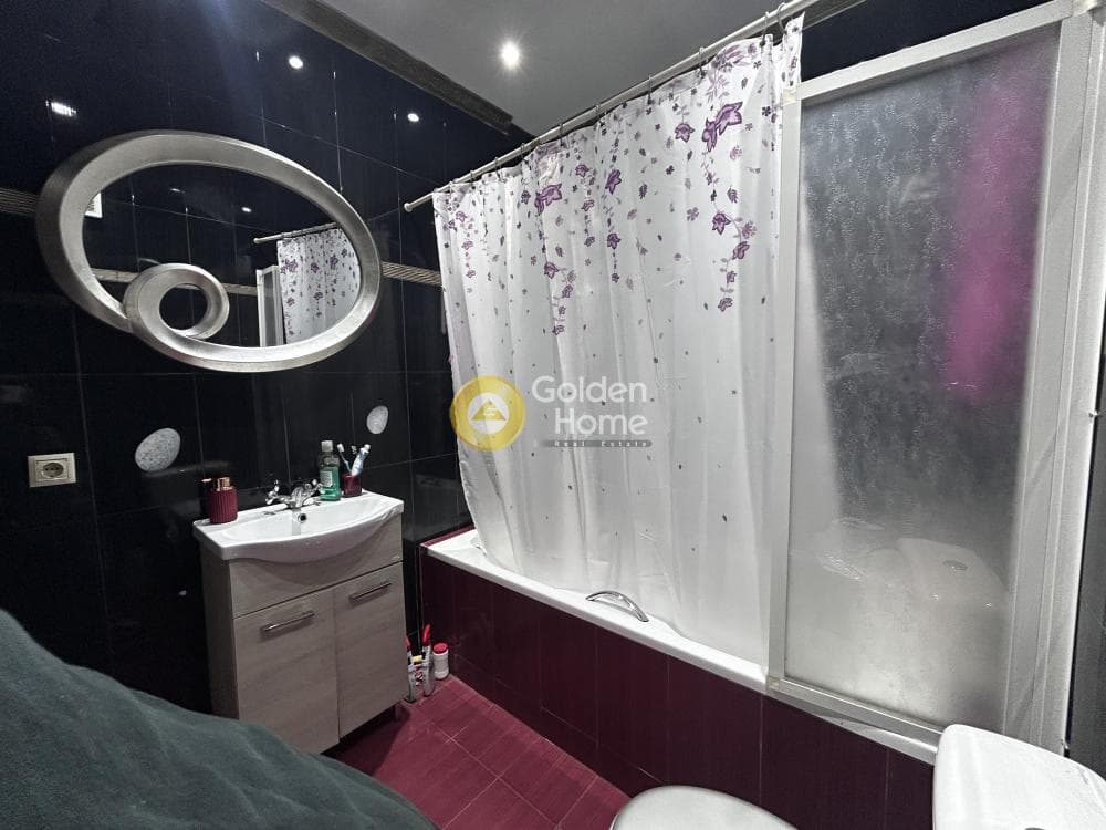 Apartment in Evaggelistria, Nikaia — Photo 11 of 24