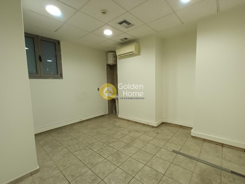 Retail Store in Plateia Klafthmonos, Kentro — Photo 13 of 32