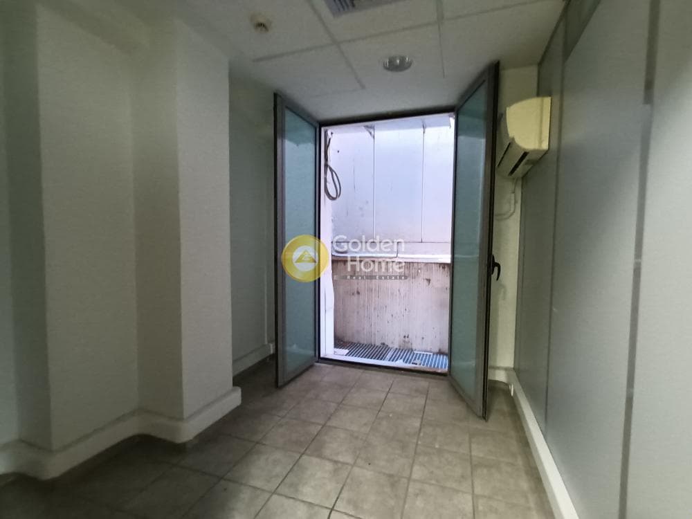 Retail Store in Palia Vouli, Kentro — Photo 27 of 40