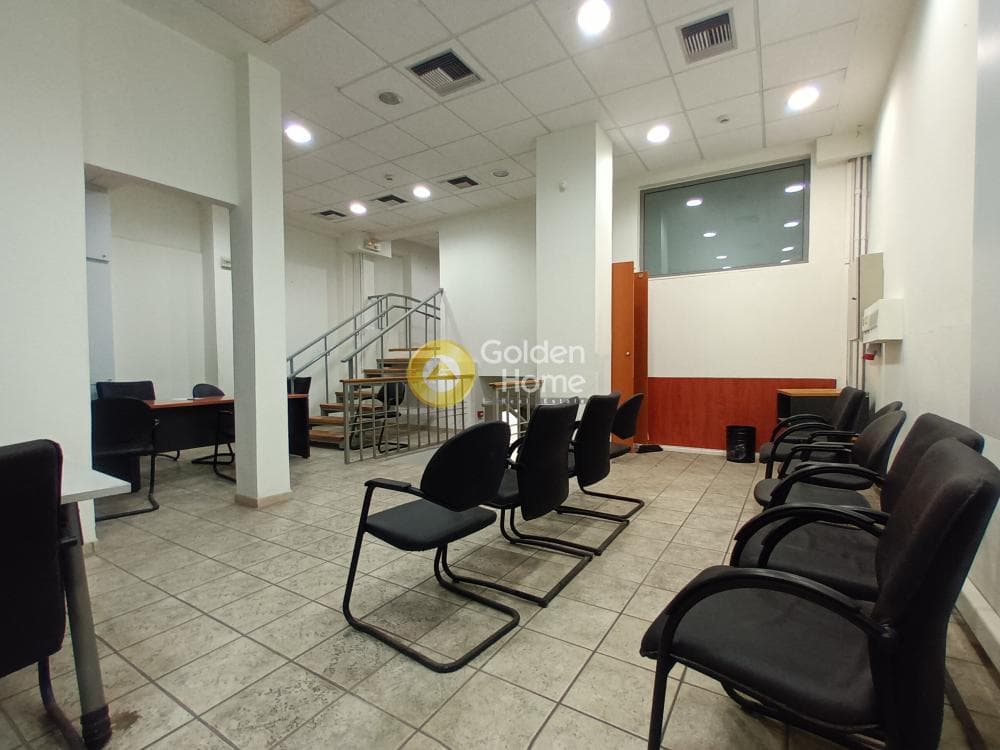 Retail Store in Palia Vouli, Kentro — Photo 2 of 40