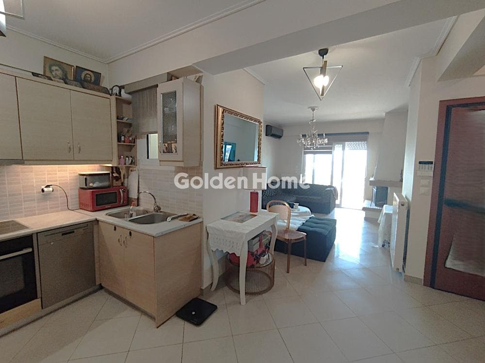 Apartment in Rouf, Tavros — Photo 9 of 24
