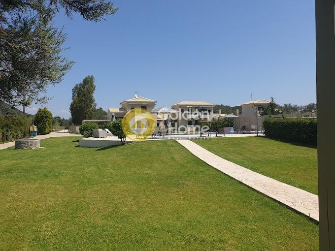 Μονοκατοικία στην Μελιτειέοι, Κέρκυρα — Φωτογραφία 16 από 24
