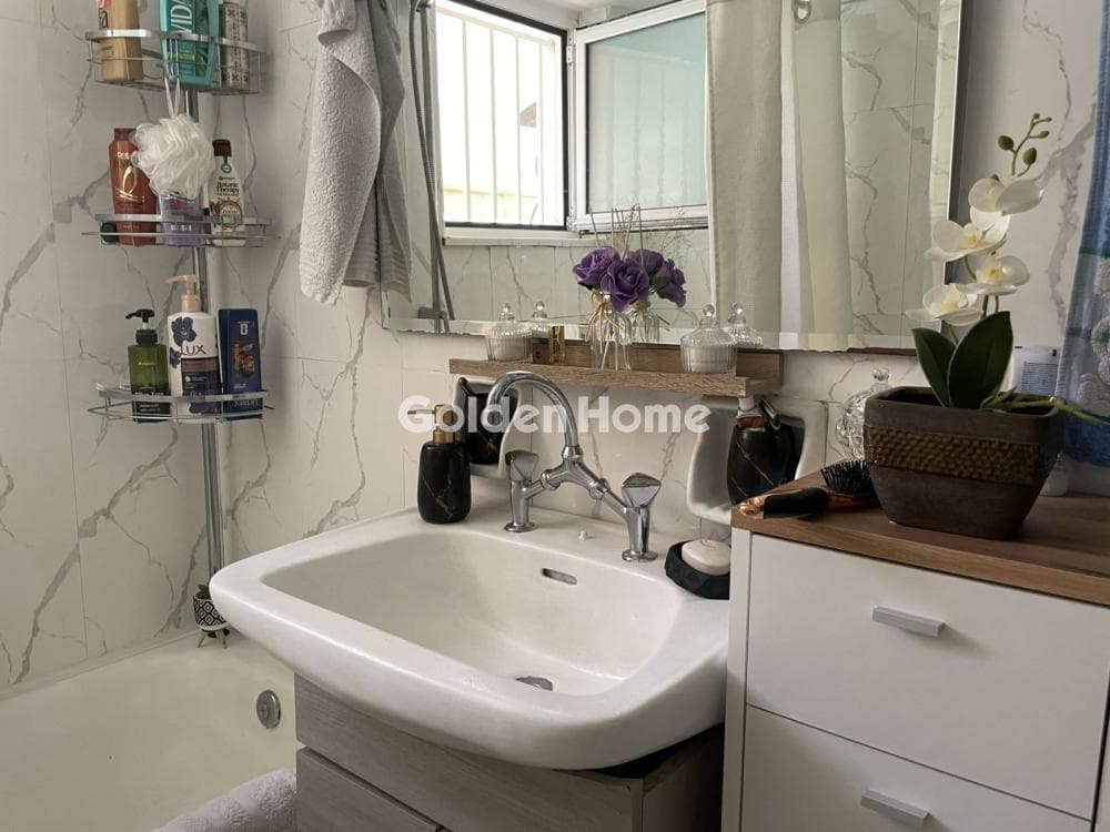 Apartment in Stathmos, Attiki — Photo 9 of 25