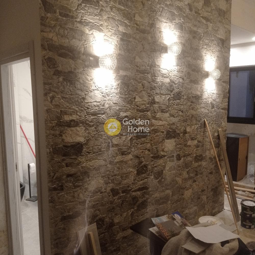 Apartment in Evaggelistria, Piraeus — Photo 1 of 4