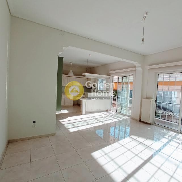 Apartment in Aspra Chomata, Nikaia — Photo 5 of 31